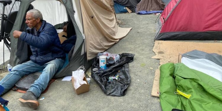 Amerika 10 zəngin ölkə arasında ən pis tibbi sığortaya malikdir