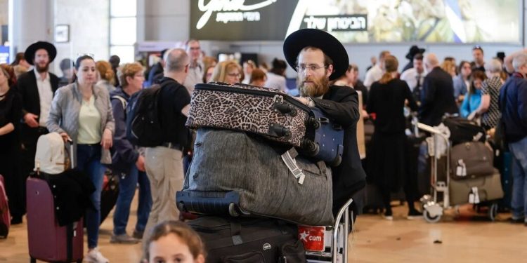 Qəzzə müharibəsinin əvvəlindən bəri 10 min sionist köçkün Kanadaya qaçıb