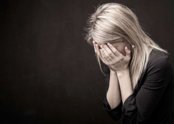 İspaniya kino sənayesi; qadınlara qarşı cinsi zorakılıq səhnəsi