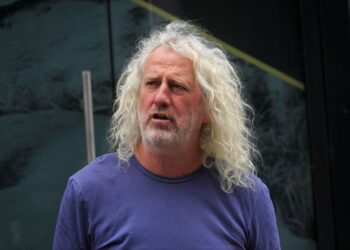 Avropa Parlamentinin keçmiş nümayəndəsi: ABŞ “hərbi cinayətkar”a ehtiram göstərir