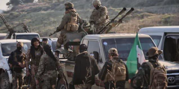 Reuters agentliyi Suriya üsyançılarının ələvi qırğınında iştirakı barədə məlumat yayıb